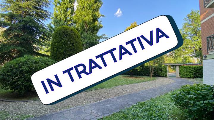 Ampio Appartamento in splendida palazzina nel verd